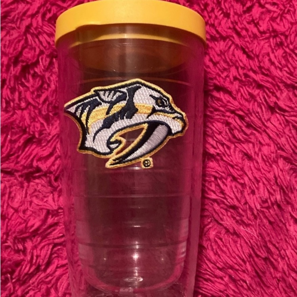 NASHVILLE PREDATORS Tervis Tumbler Cup